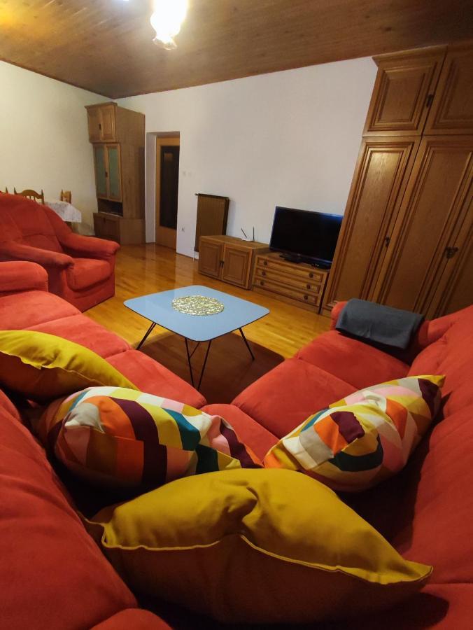 Family Hostel Пивка Екстериор снимка